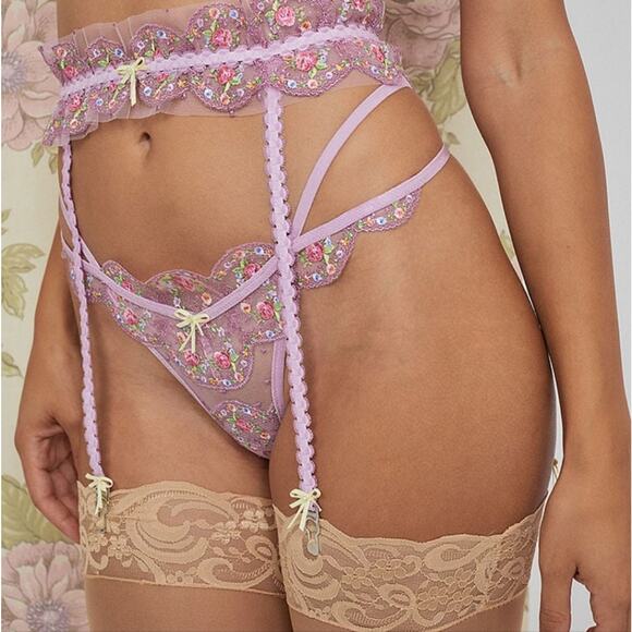 For Love and Lemons Daphne Purple Floral Lace Thong Panty XXS NWOT Lingerie - Picture 3 of 14